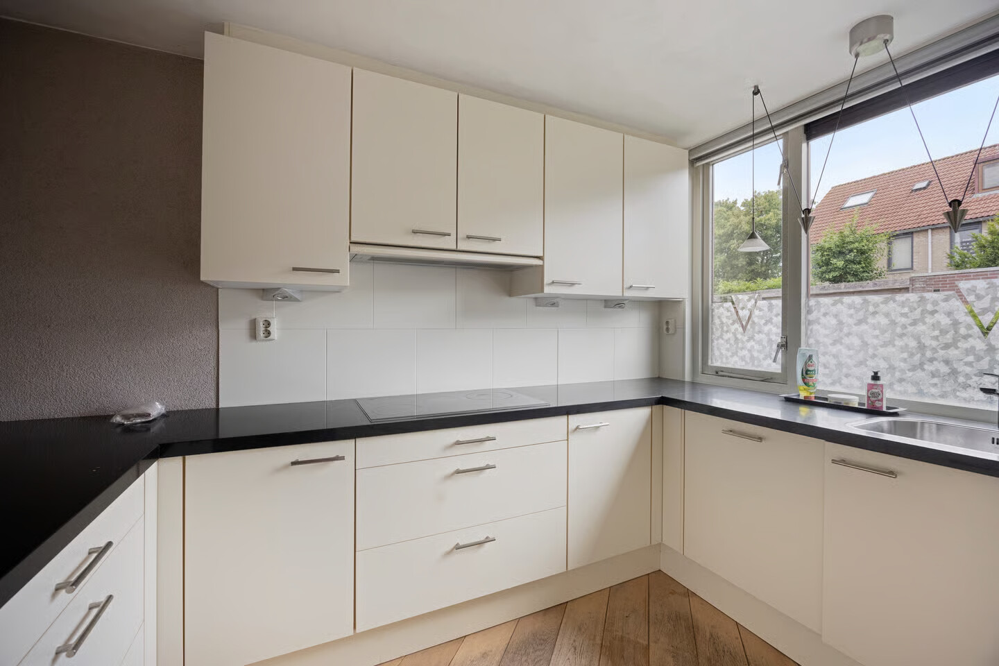Tussenwoning te koop: Schotelmospad 10, Almere