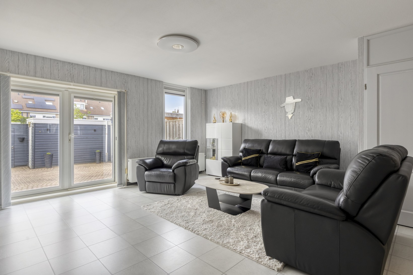 Tussenwoning te koop: Zilvermosstraat 85, Almere