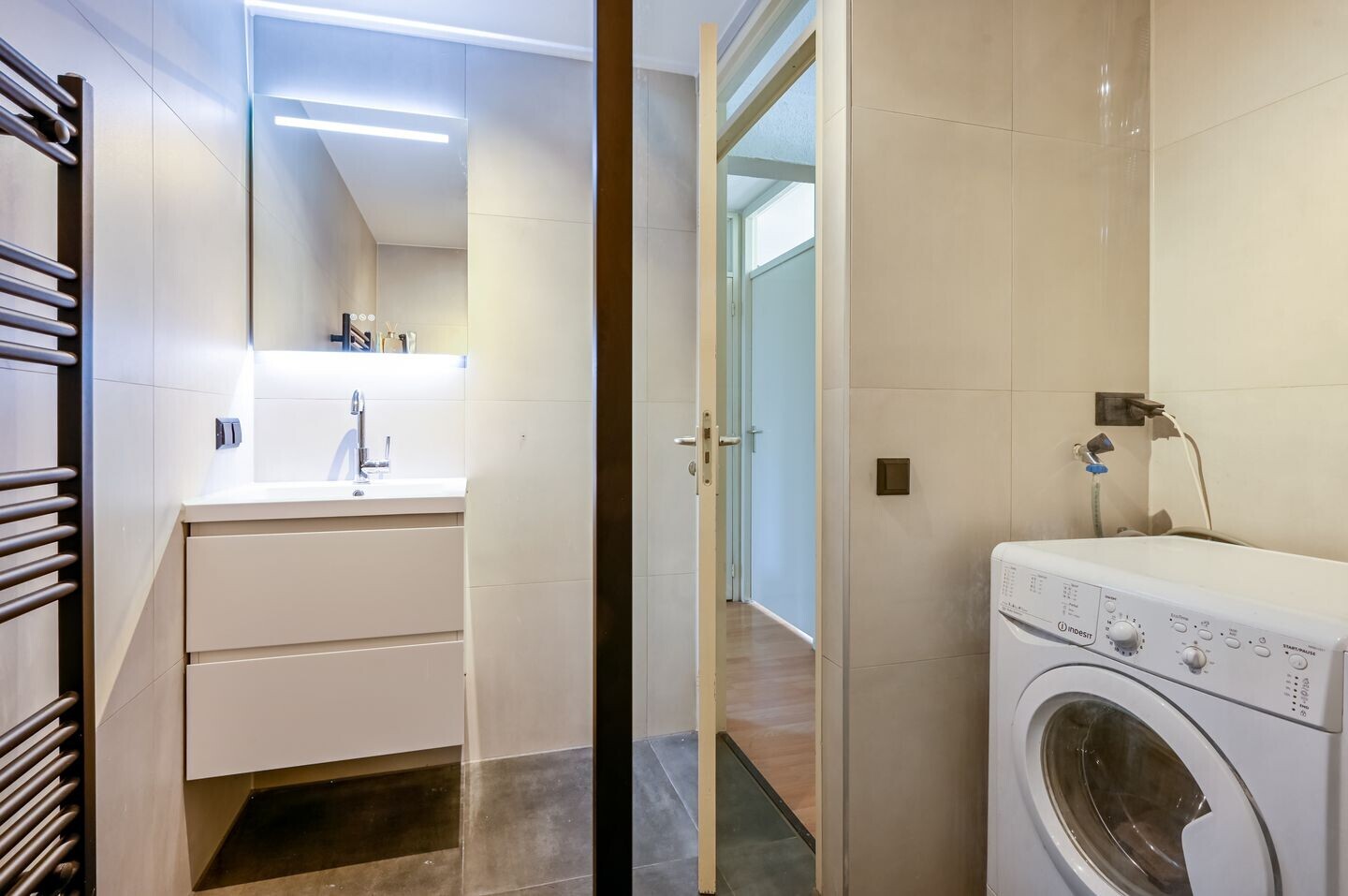Appartement te koop: Wijsgeerbaan 10, Almere