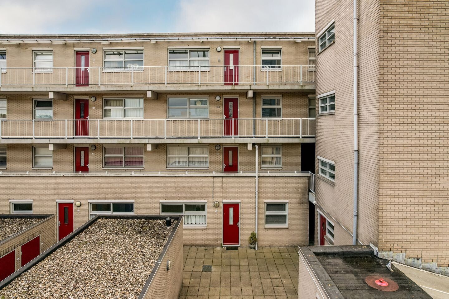 Appartement te koop: Wijsgeerbaan 10, Almere