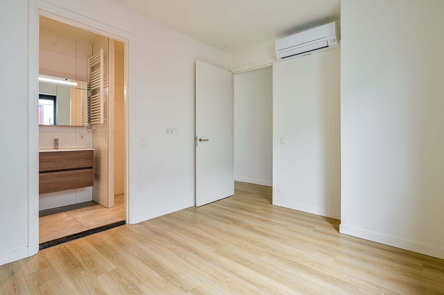 Appartement te koop: Schilderhof 9C, Almere