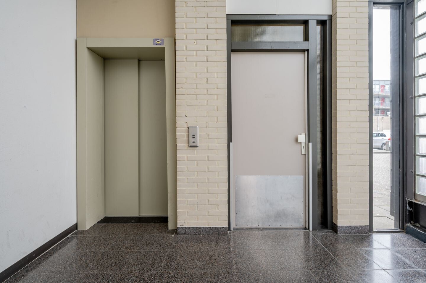 Appartement te koop: Schilderhof 9C, Almere