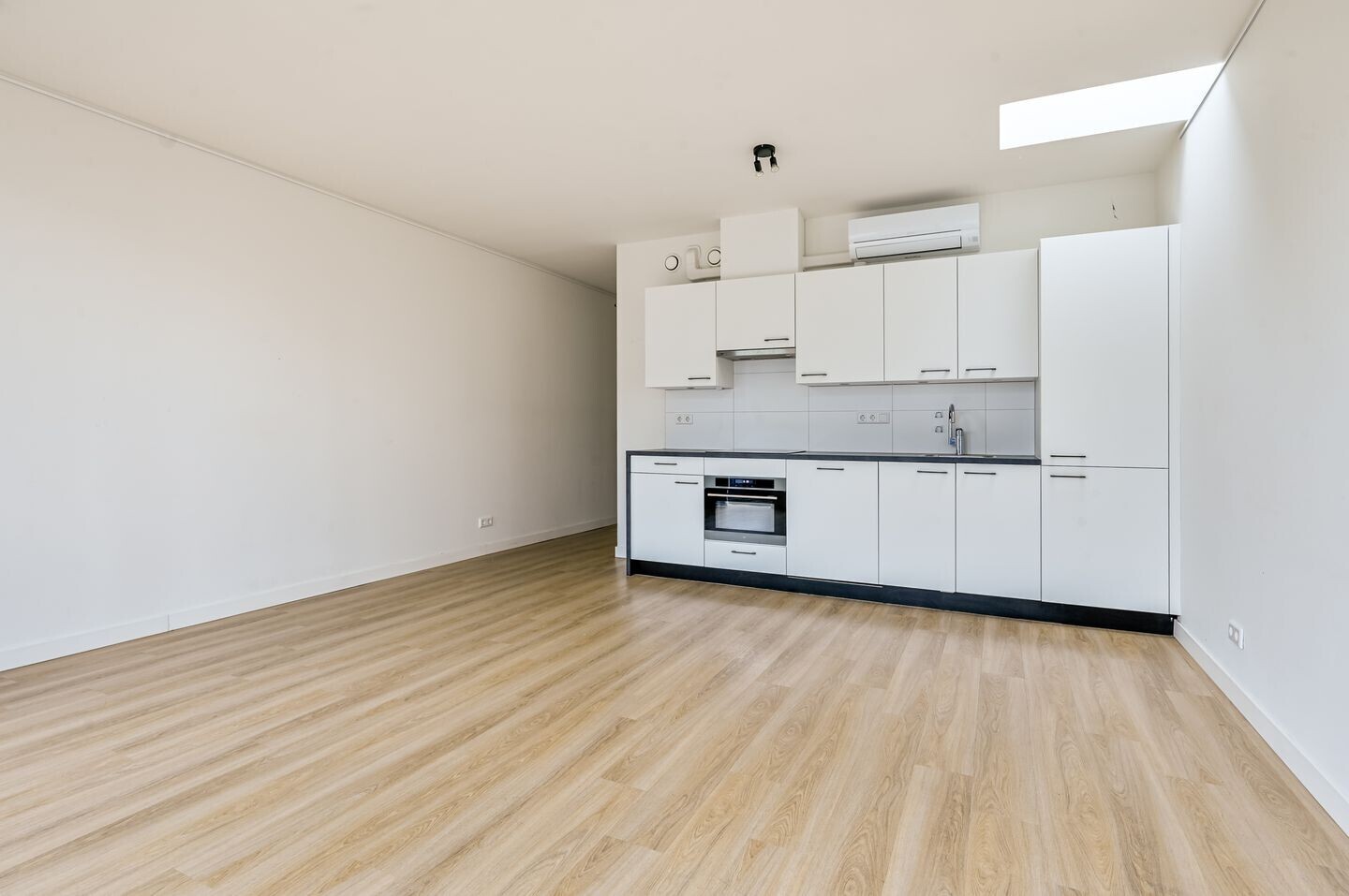 Appartement te koop: Schilderhof 9C, Almere