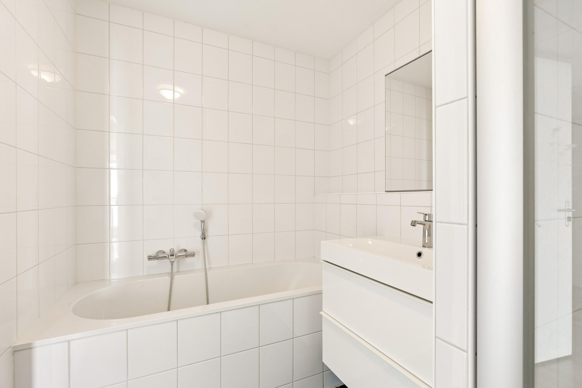 Appartement te koop: Koetsierbaan 37, Almere