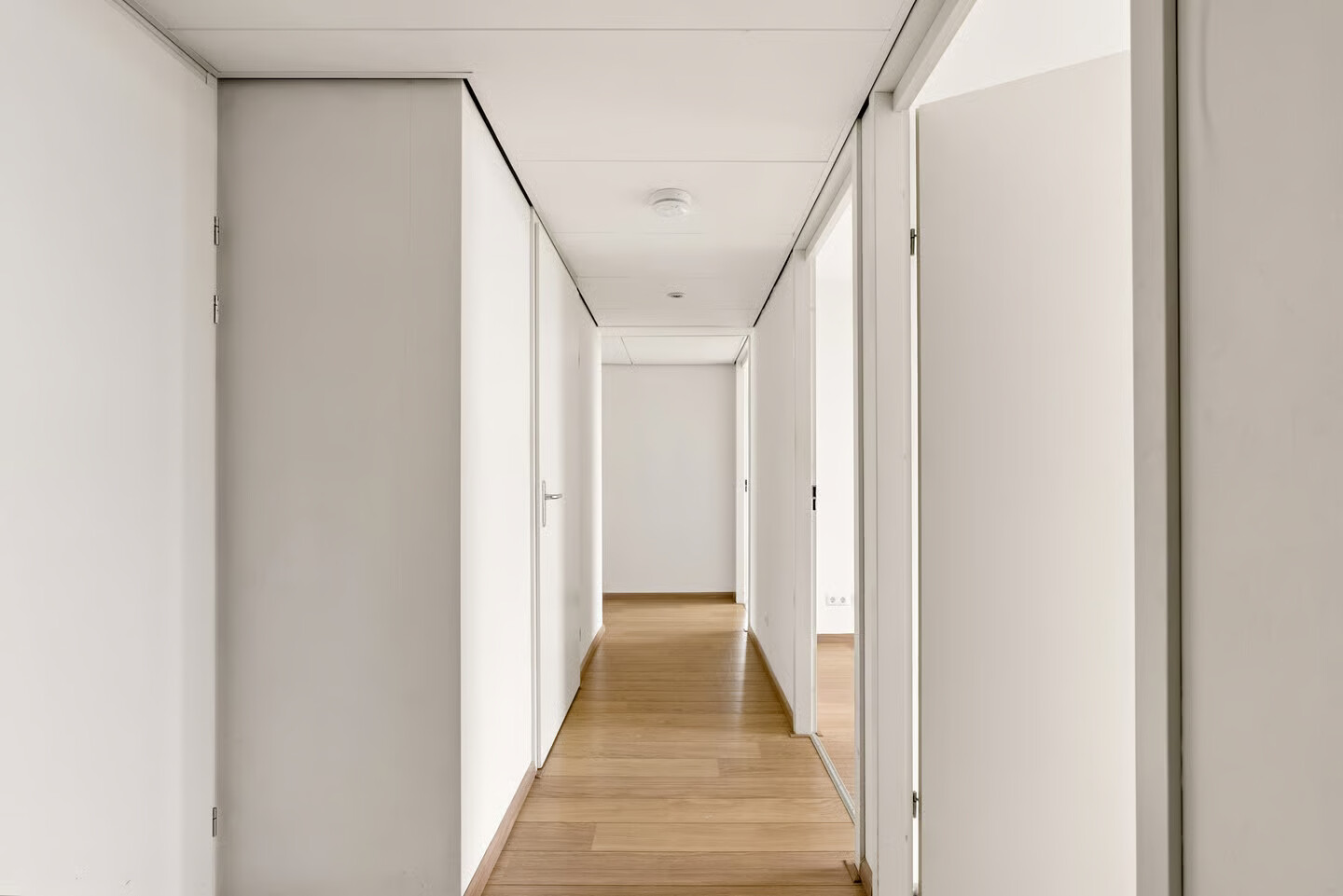 Appartement te koop: Koetsierbaan 123, Almere