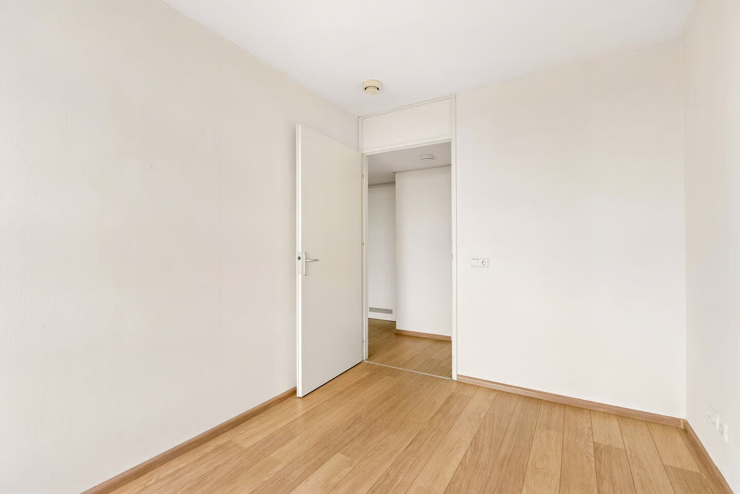 Appartement te koop: Koetsierbaan 123, Almere