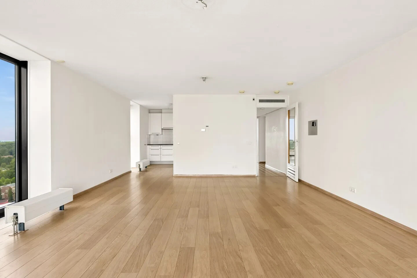 Appartement te koop: Koetsierbaan 123, Almere