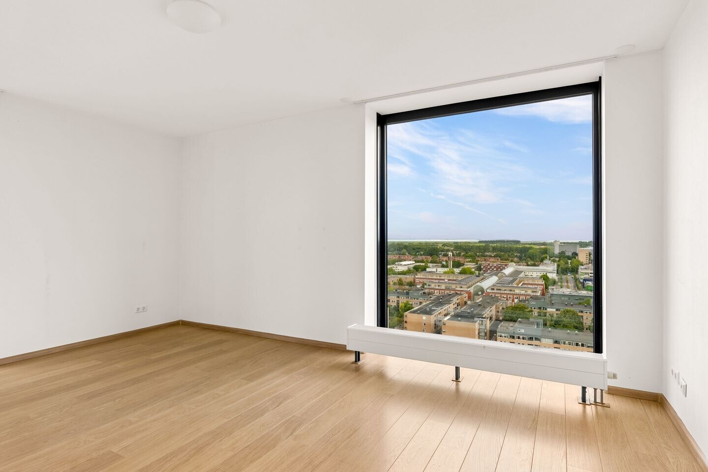 Appartement te koop: Koetsierbaan 123, Almere