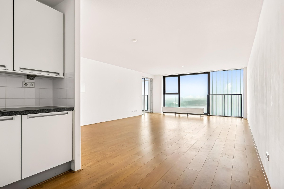 Appartement te koop: Koetsierbaan 125, Almere