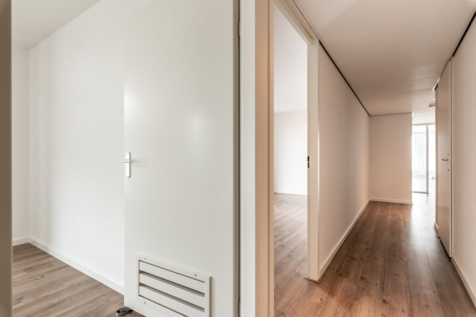 Appartement te koop: Koetsierbaan 229, Almere