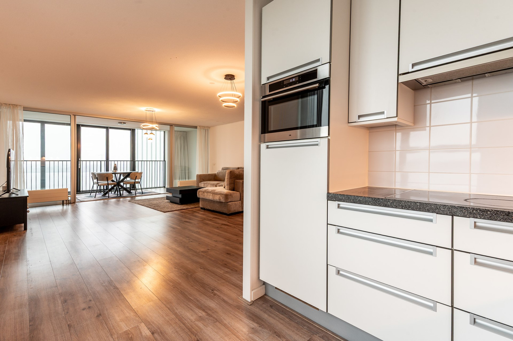 Appartement te koop: Koetsierbaan 229, Almere
