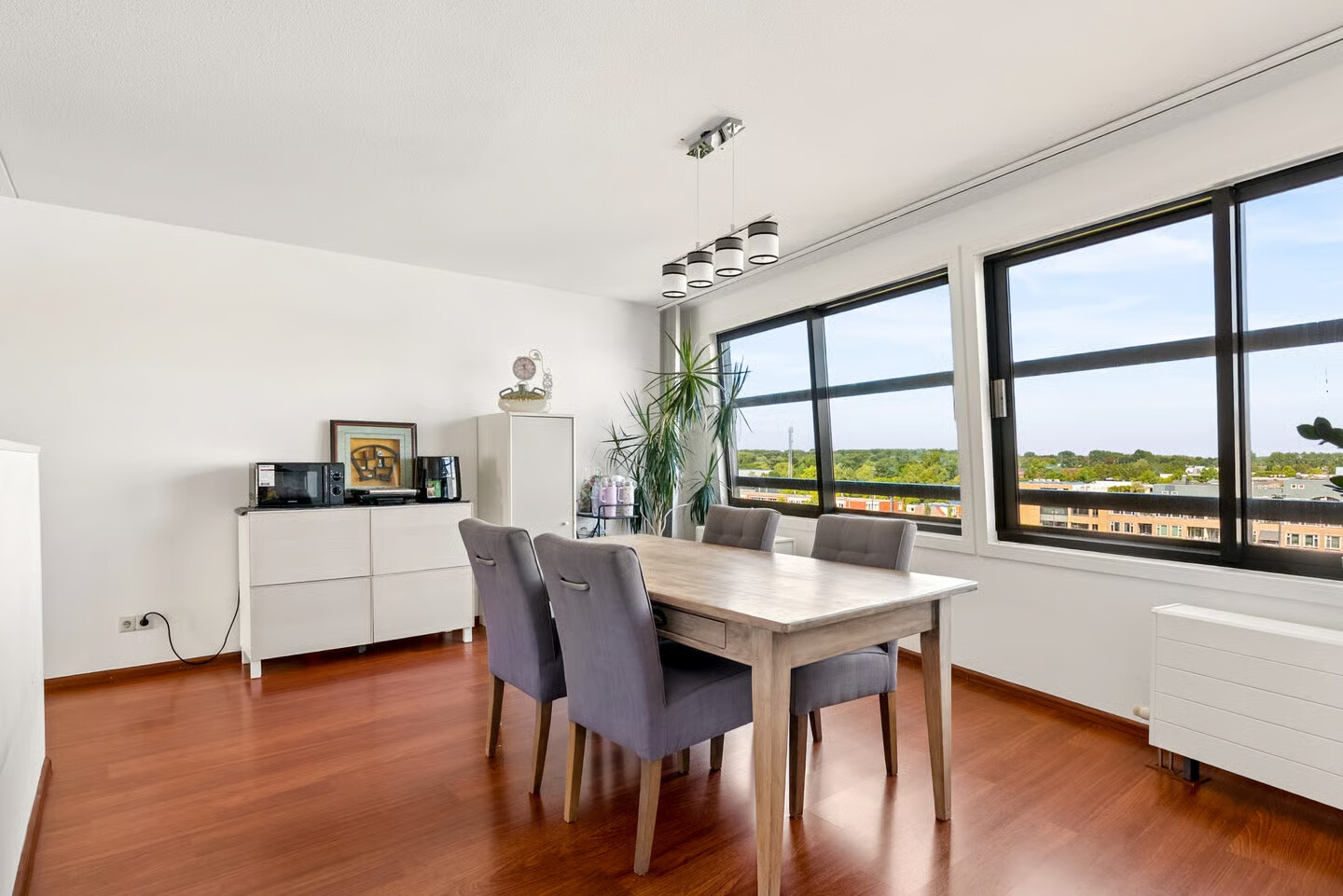Appartement te koop: Koetsierbaan 391, Almere