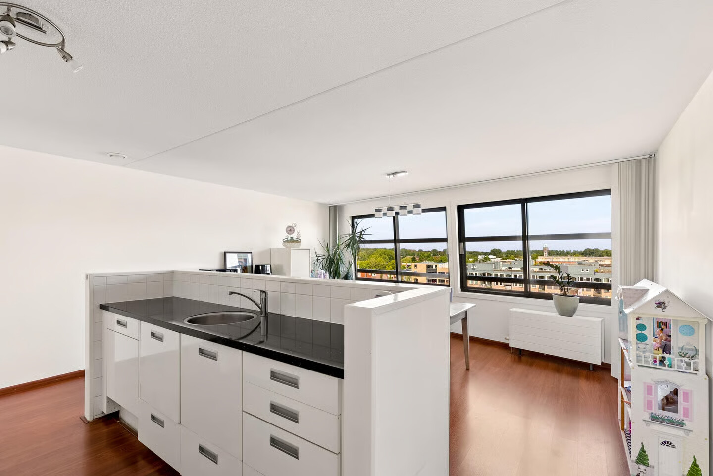 Appartement te koop: Koetsierbaan 391, Almere