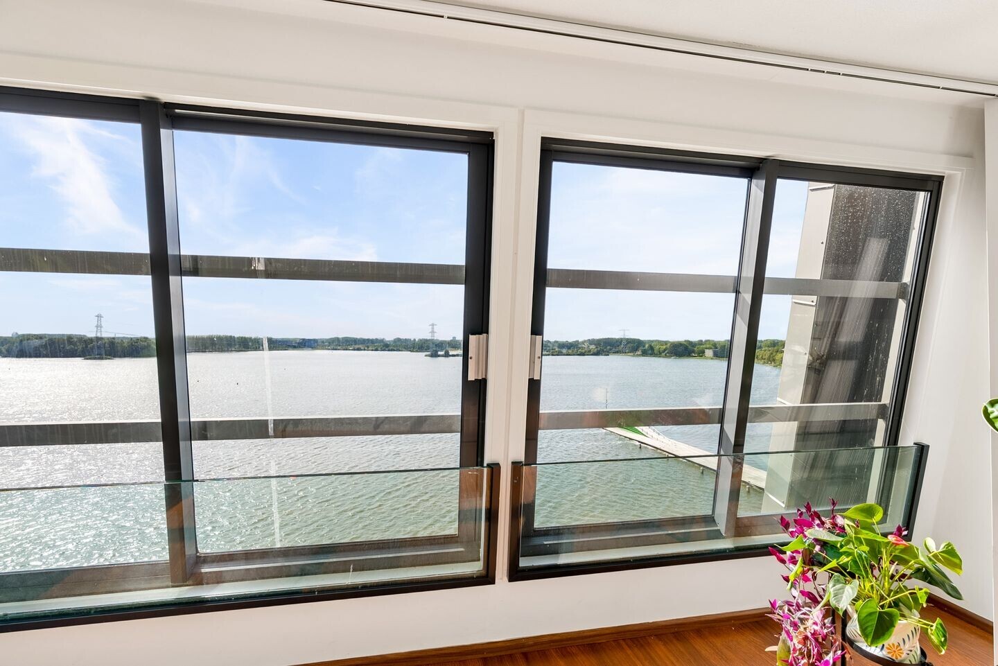Appartement te koop: Koetsierbaan 391, Almere