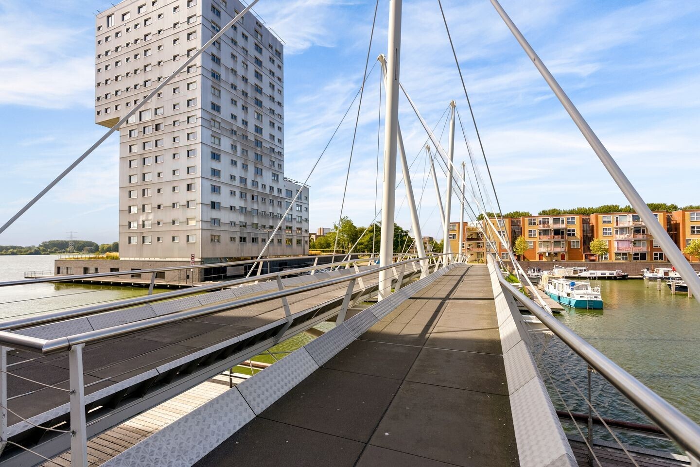 Appartement te koop: Koetsierbaan 391, Almere
