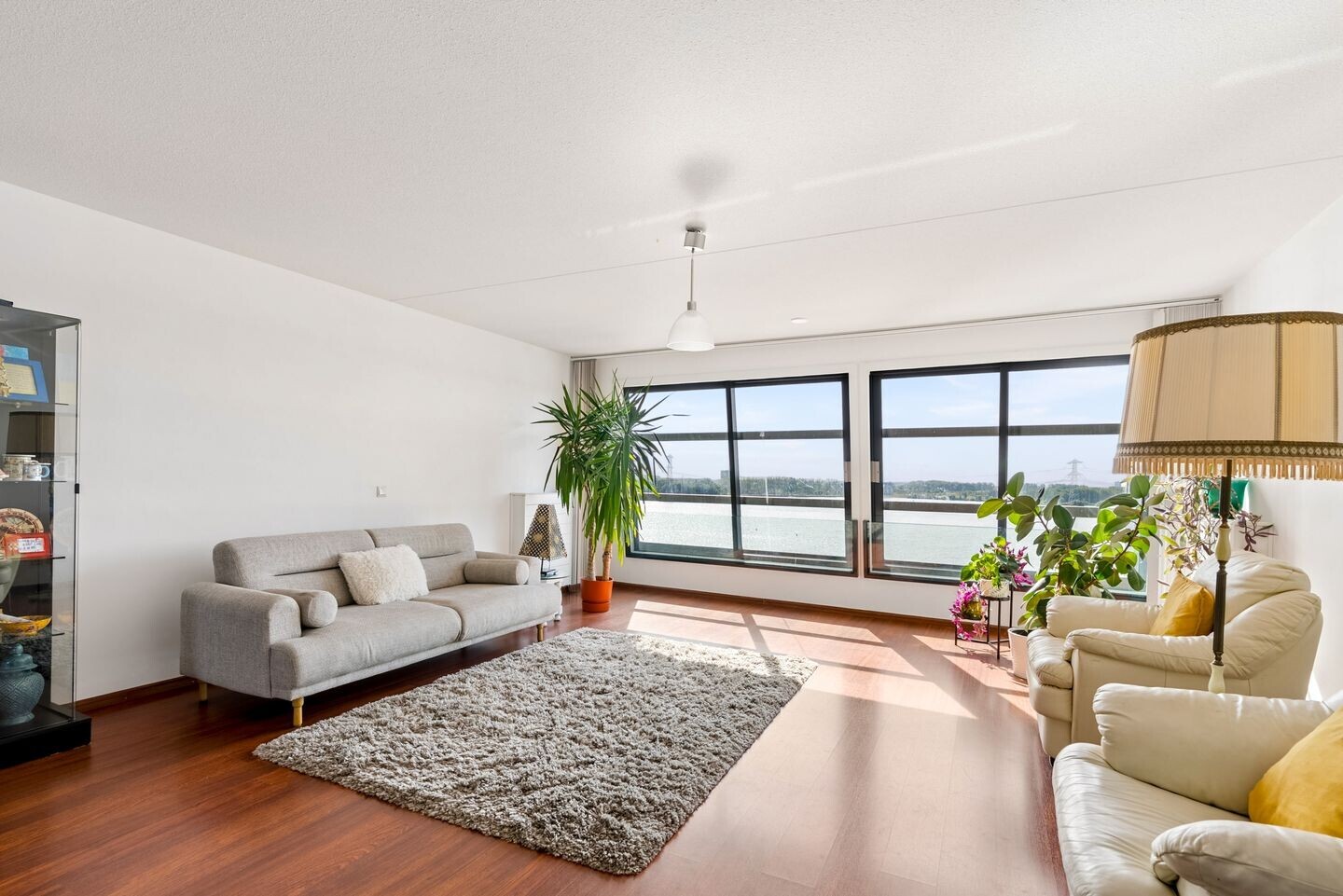 Appartement te koop: Koetsierbaan 391, Almere