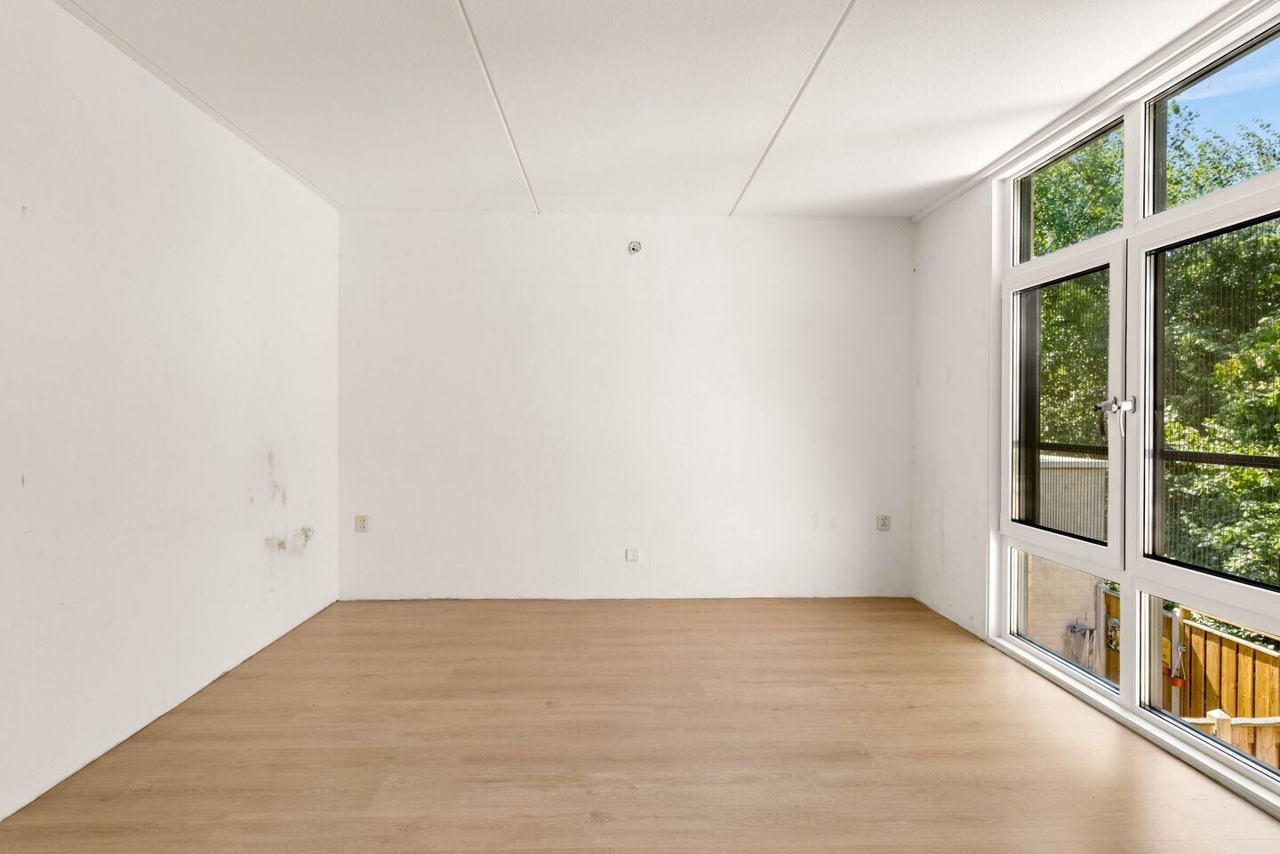 Appartement te koop: Eemplein 27, Almere