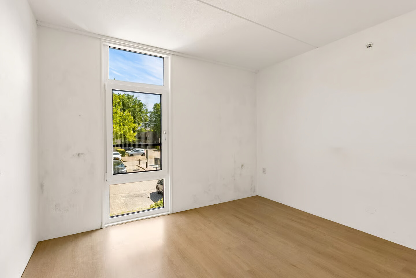 Appartement te koop: Eemplein 27, Almere