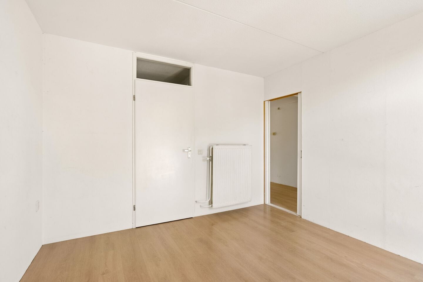 Appartement te koop: Eemplein 27, Almere