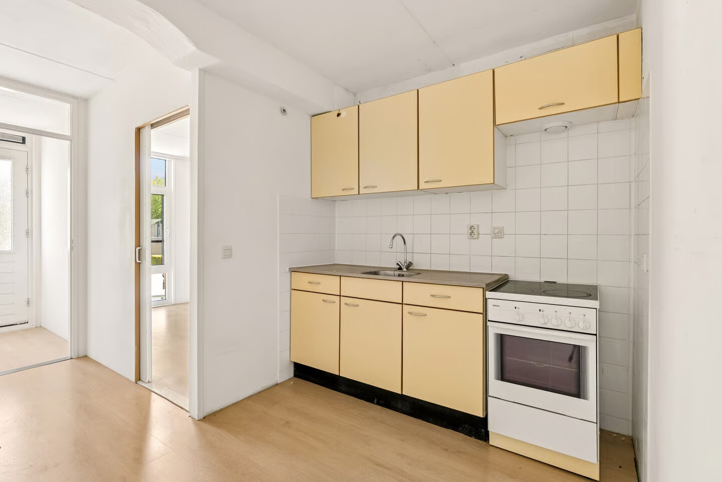Appartement te koop: Eemplein 27, Almere