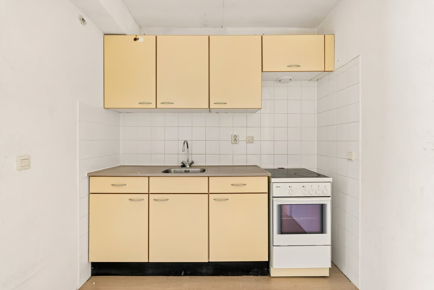 Appartement te koop: Eemplein 27, Almere