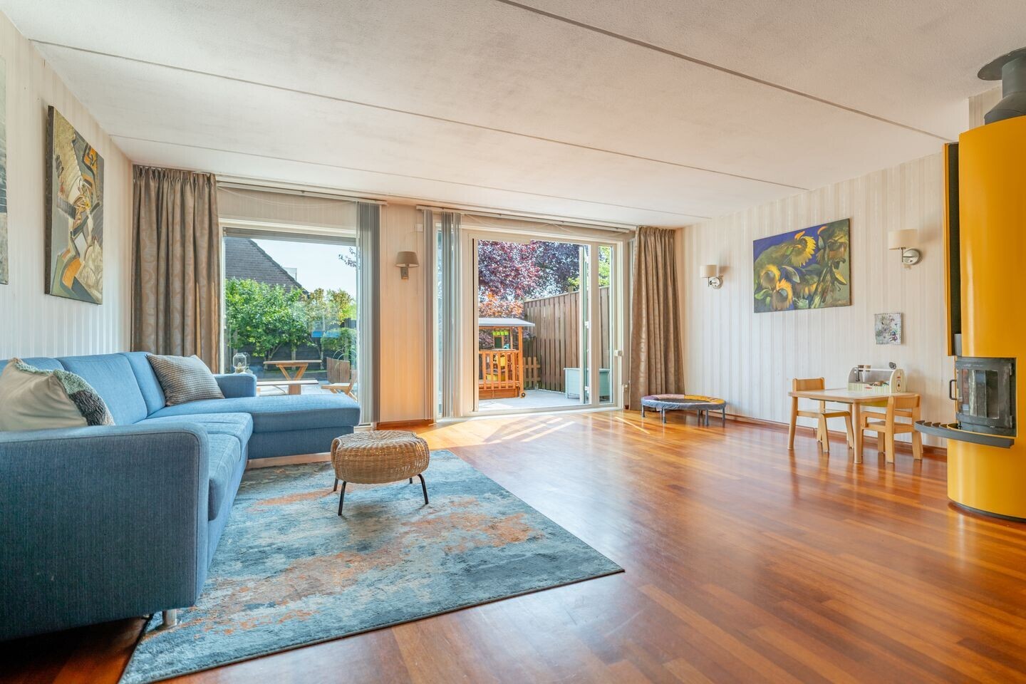 Hoekwoning te koop: IJsselmeerweg 27, Almere