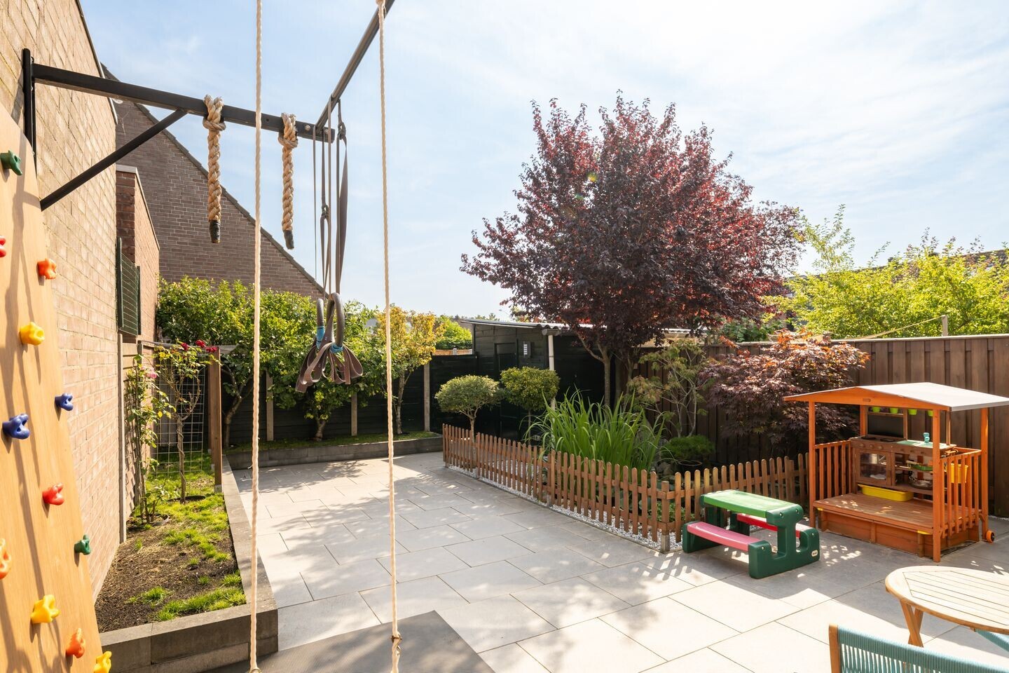 Hoekwoning te koop: IJsselmeerweg 27, Almere