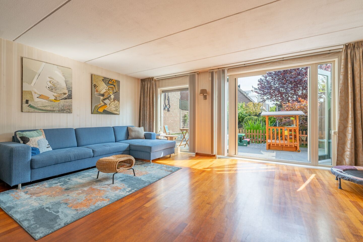 Hoekwoning te koop: IJsselmeerweg 27, Almere