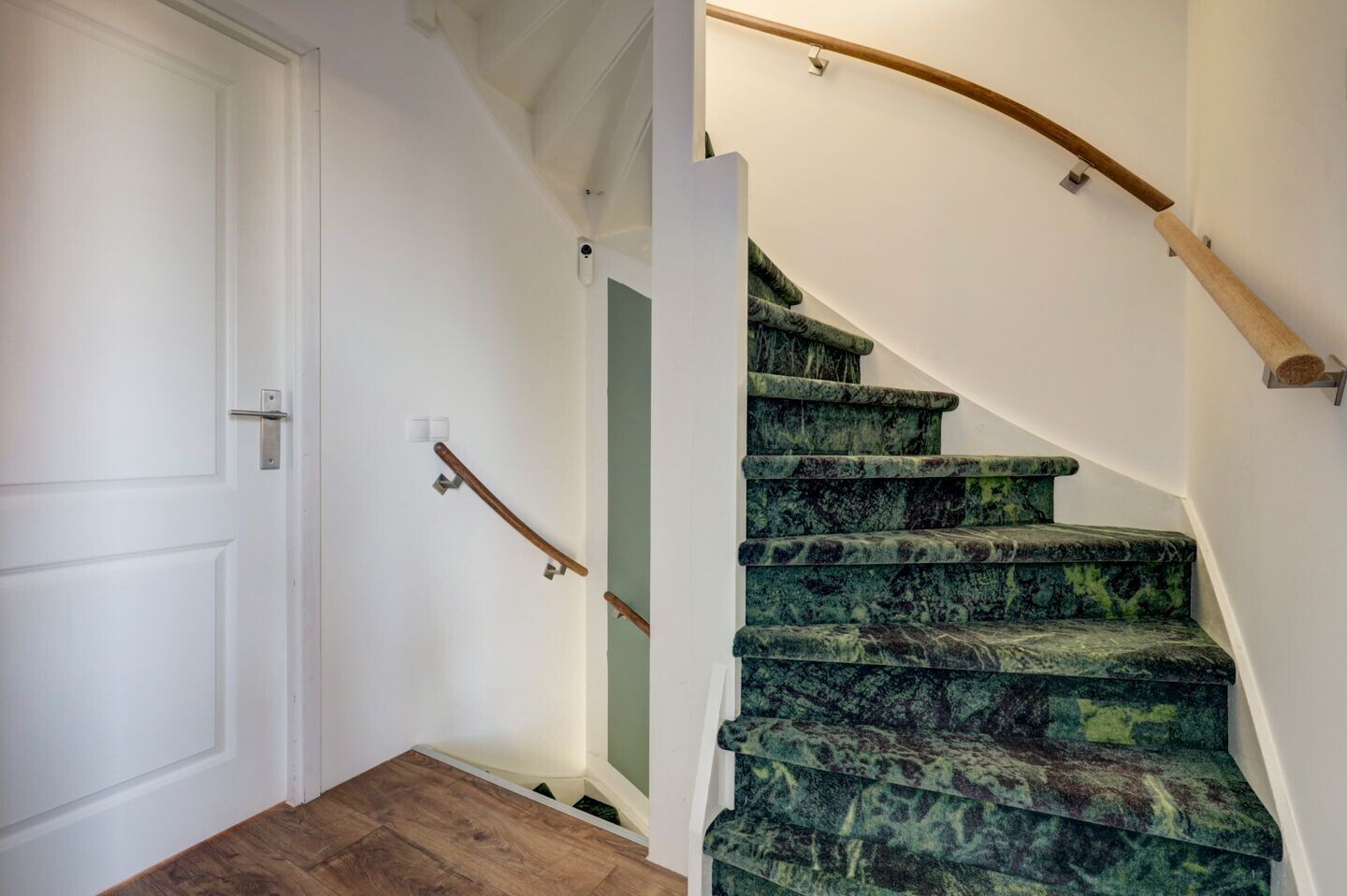 Hoekwoning te koop: sprotstraat 2, Almere