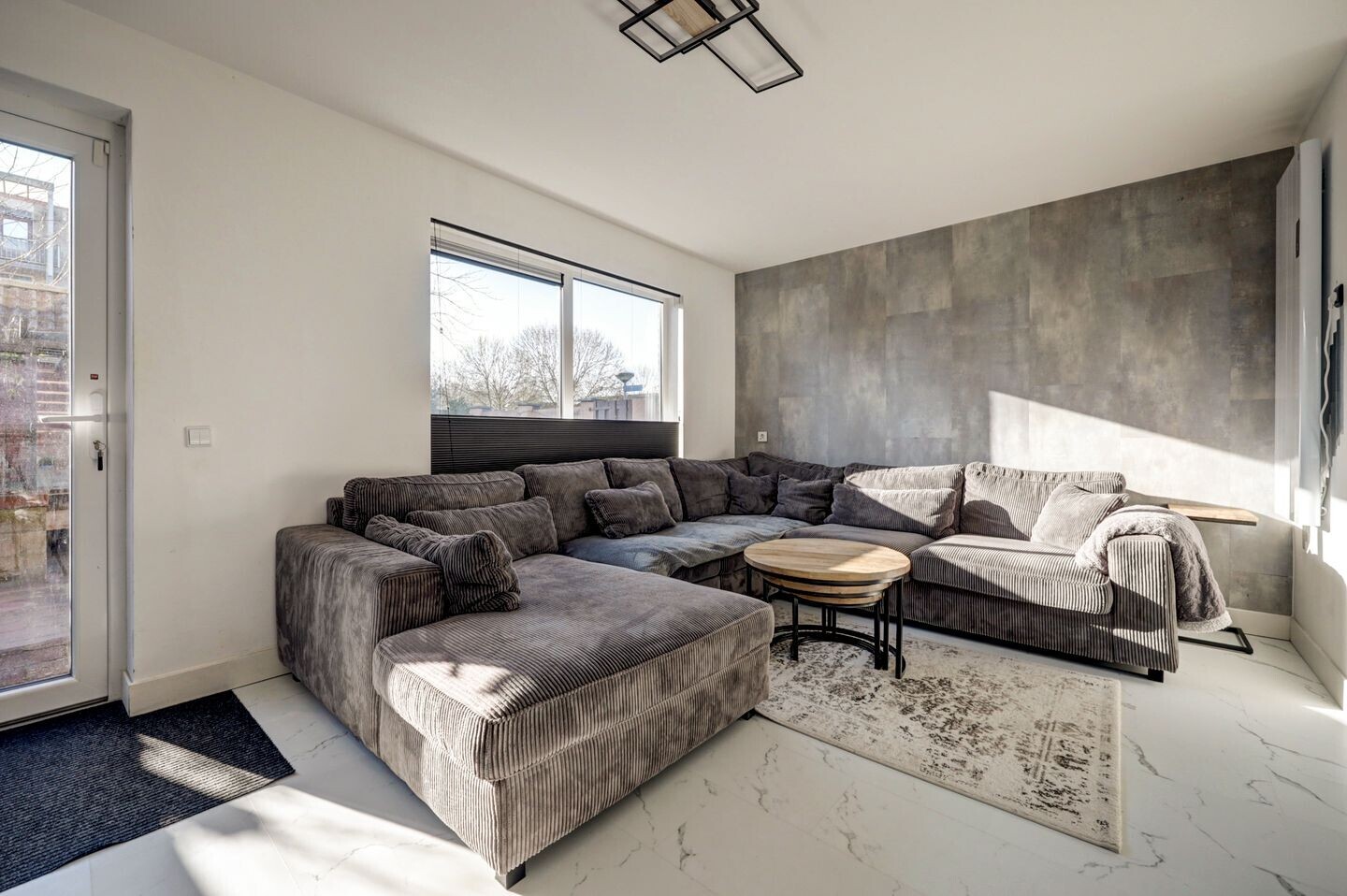 Hoekwoning te koop: sprotstraat 2, Almere