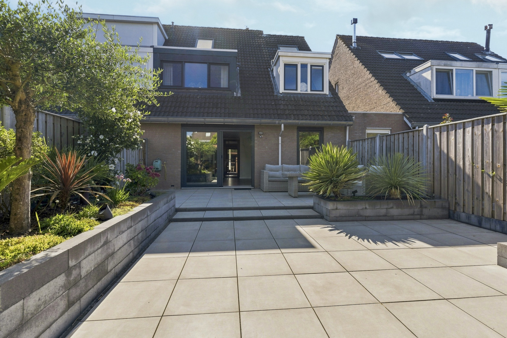 Tussenwoning te koop: Baarsweg 15, Almere
