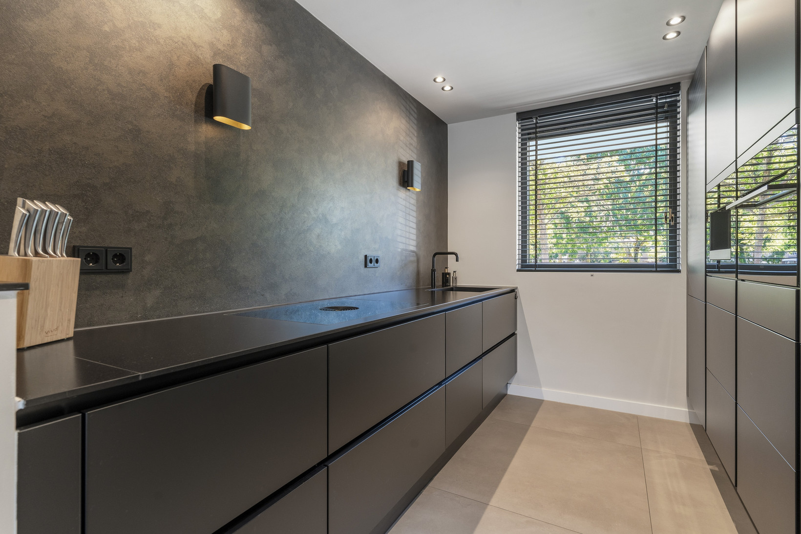 Tussenwoning te koop: Baarsweg 15, Almere