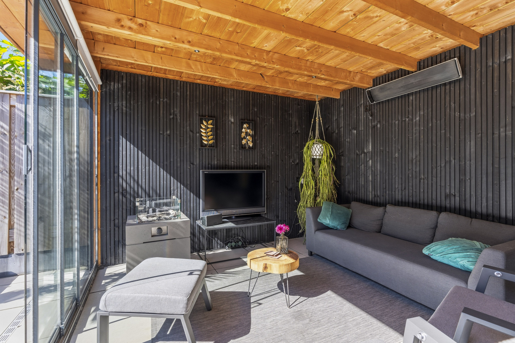 Tussenwoning te koop: Baarsweg 15, Almere