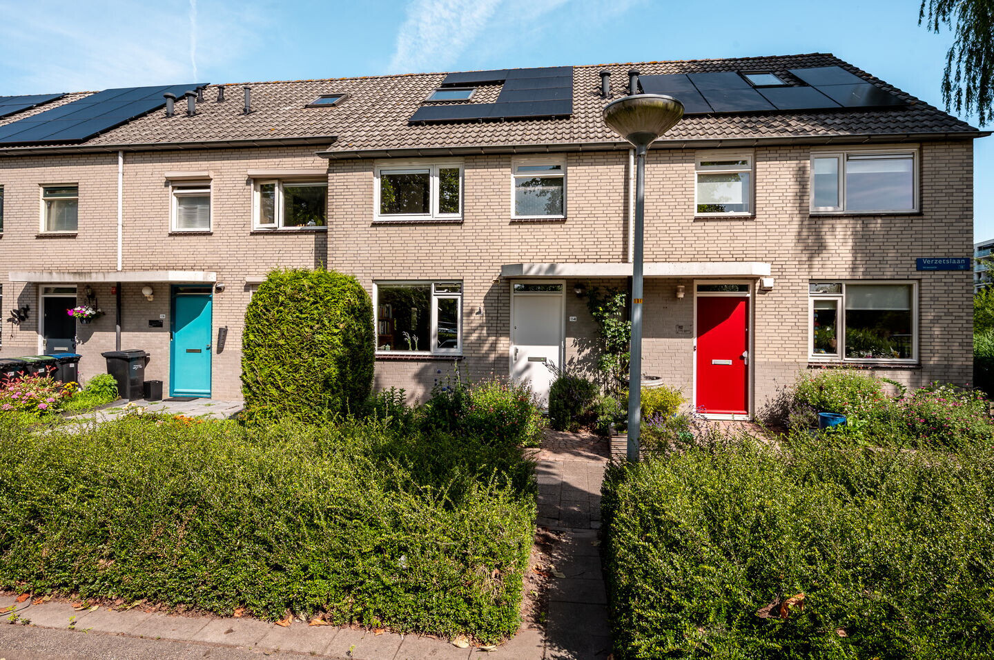 Tussenwoning te koop: Verzetslaan 114, Almere
