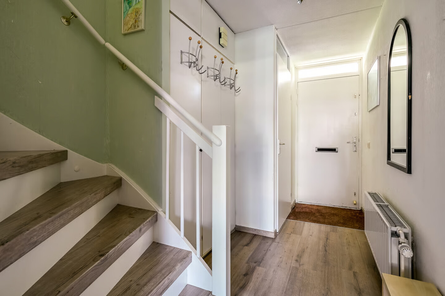Tussenwoning te koop: Verzetslaan 114, Almere