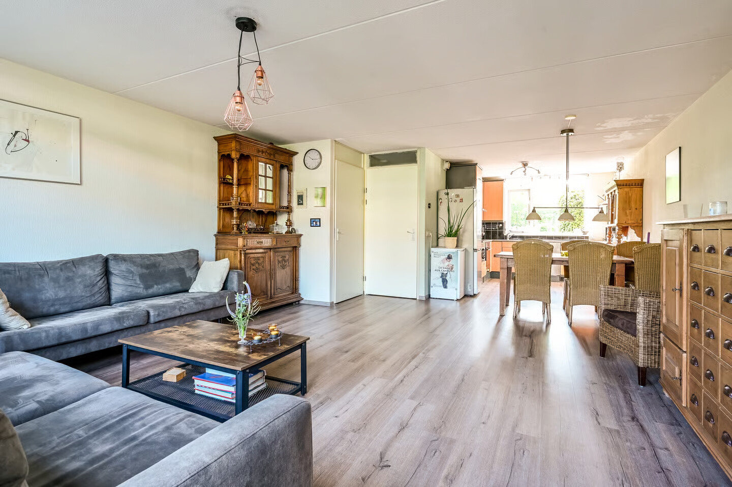 Tussenwoning te koop: Verzetslaan 114, Almere