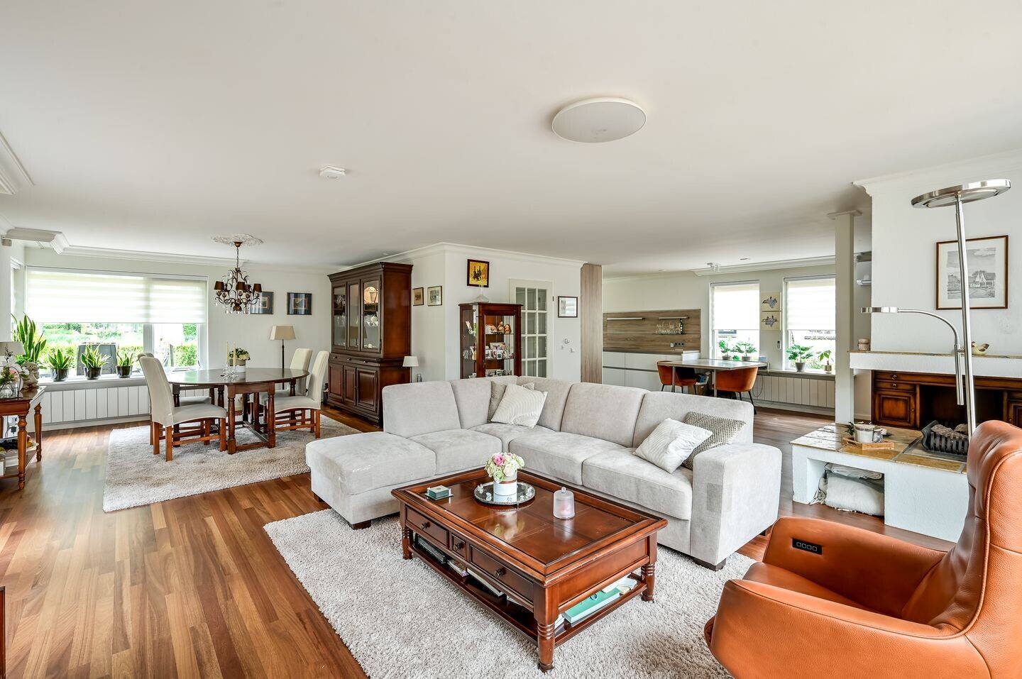 Vrijstaande woning te koop: Walraven van Hallstraat 4, Almere