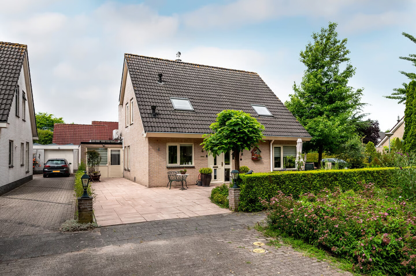 Vrijstaande woning te koop: Walraven van Hallstraat 4, Almere
