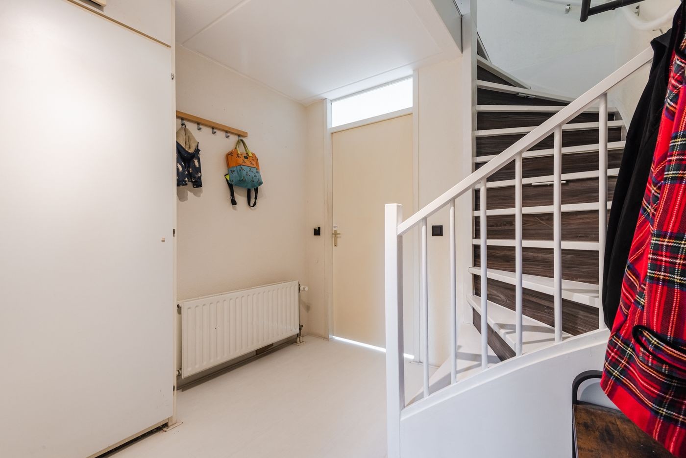 Tussenwoning te koop: Meindert Hobbemastraat 184, Almere