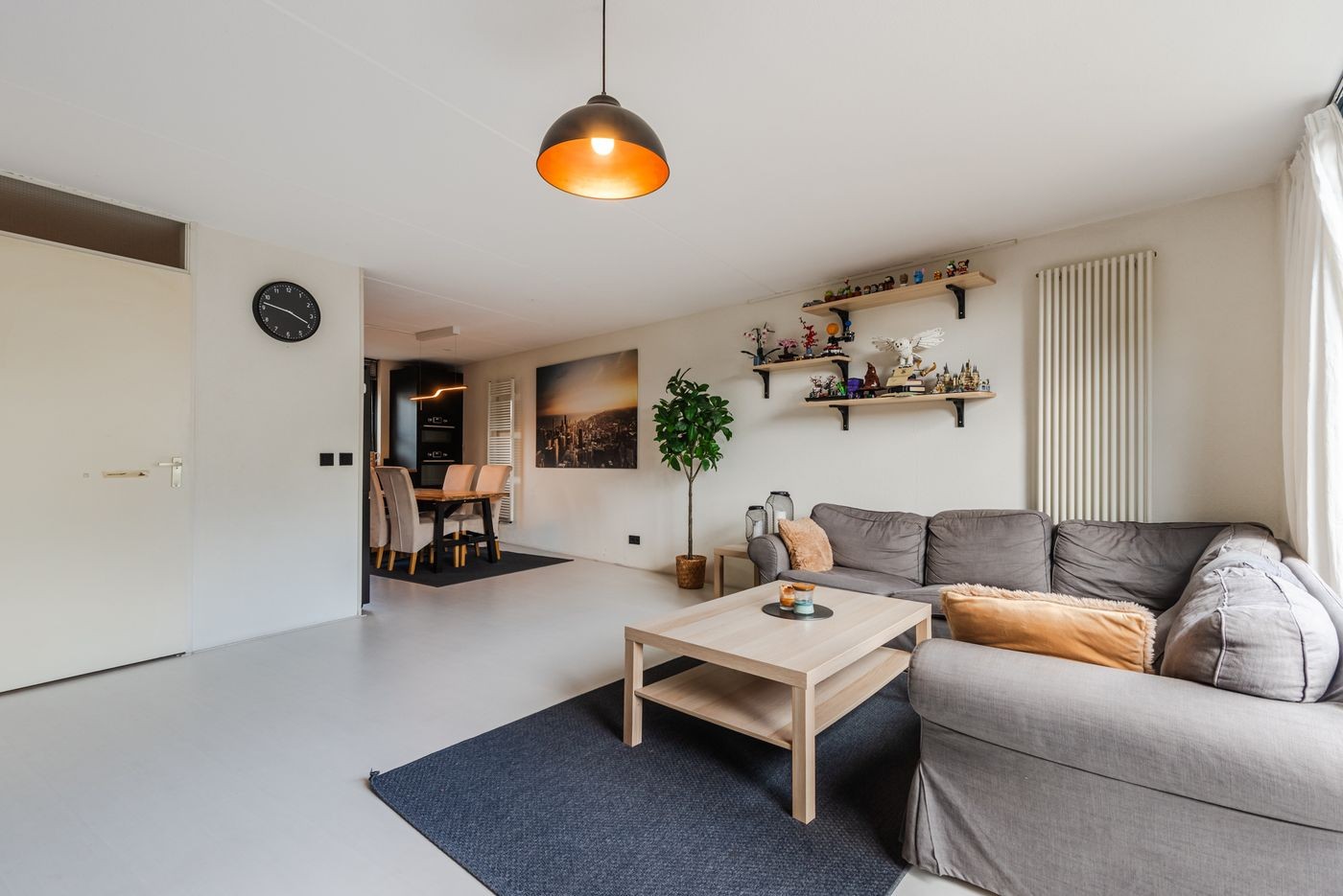 Tussenwoning te koop: Meindert Hobbemastraat 184, Almere