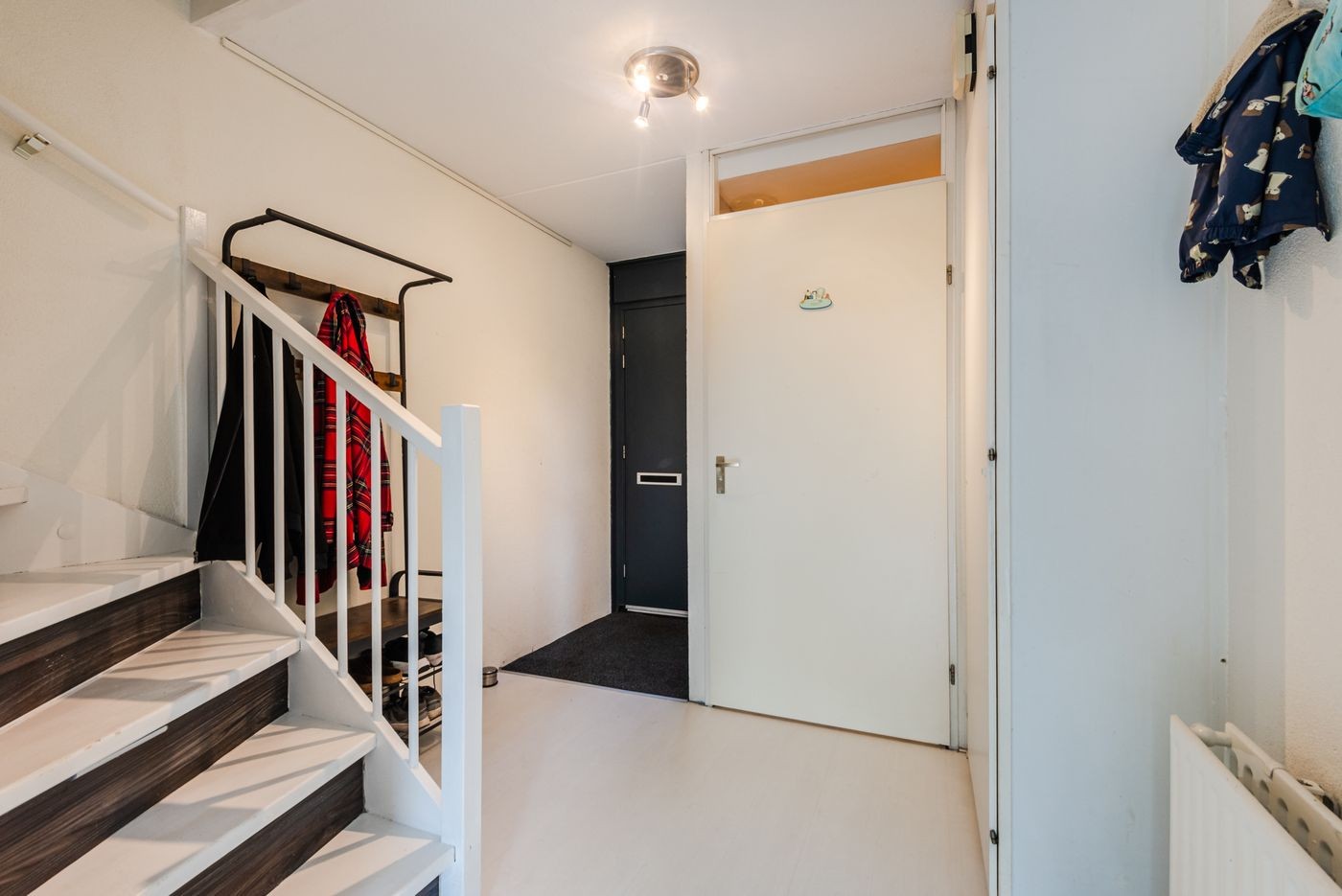 Tussenwoning te koop: Meindert Hobbemastraat 184, Almere