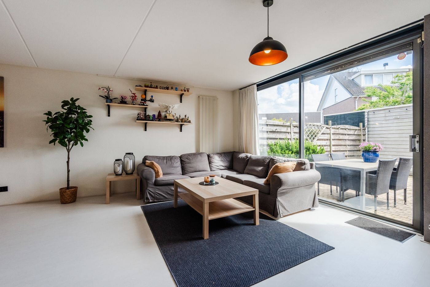 Tussenwoning te koop: Meindert Hobbemastraat 184, Almere