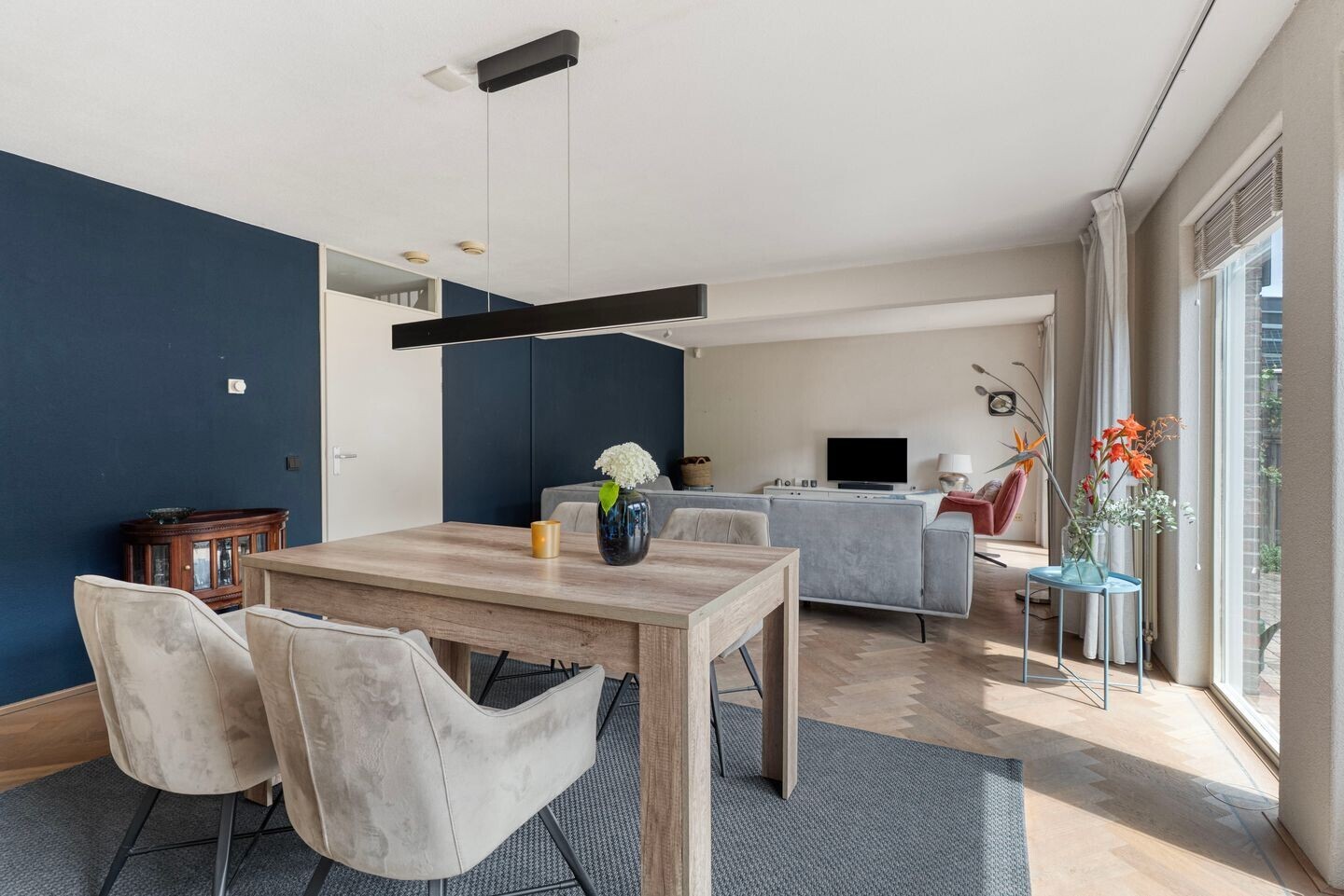 Tussenwoning te koop: Jozef Israëlslaan 72, Almere