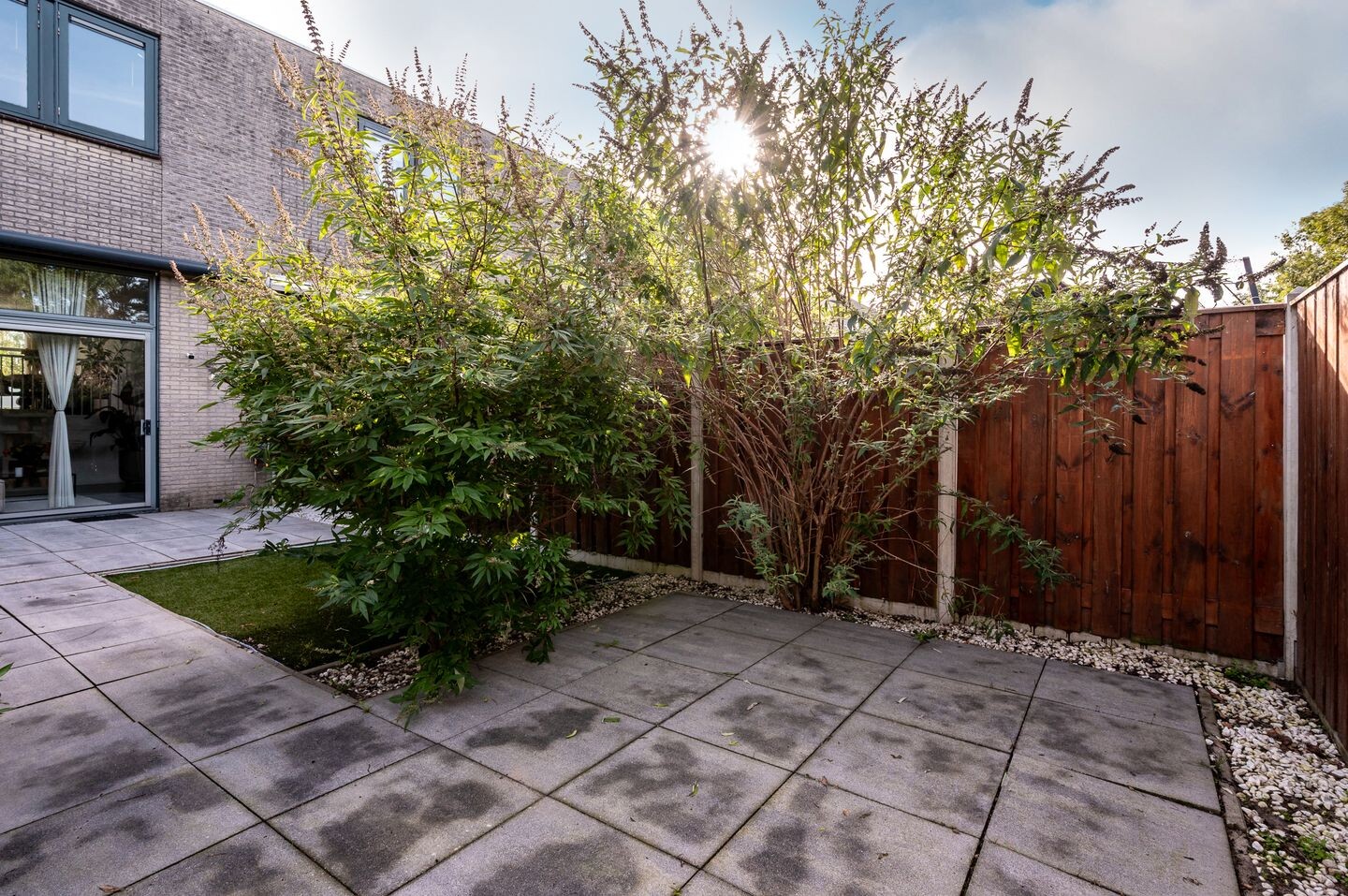 Tussenwoning te koop: Mesdagstraat 20, Almere