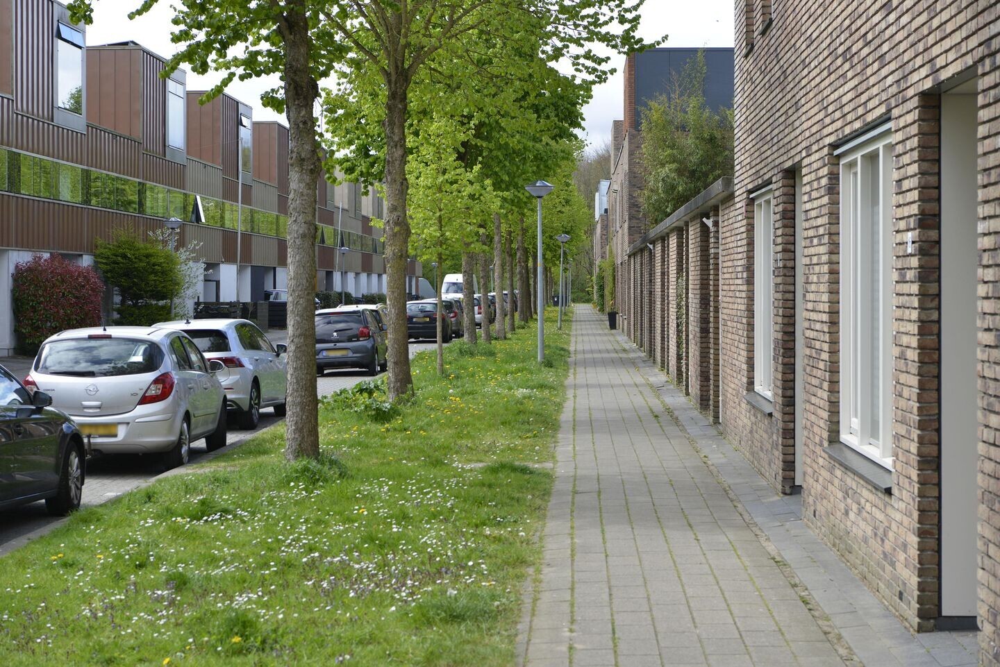 Tussenwoning te huur: Kajuit 16, Almere