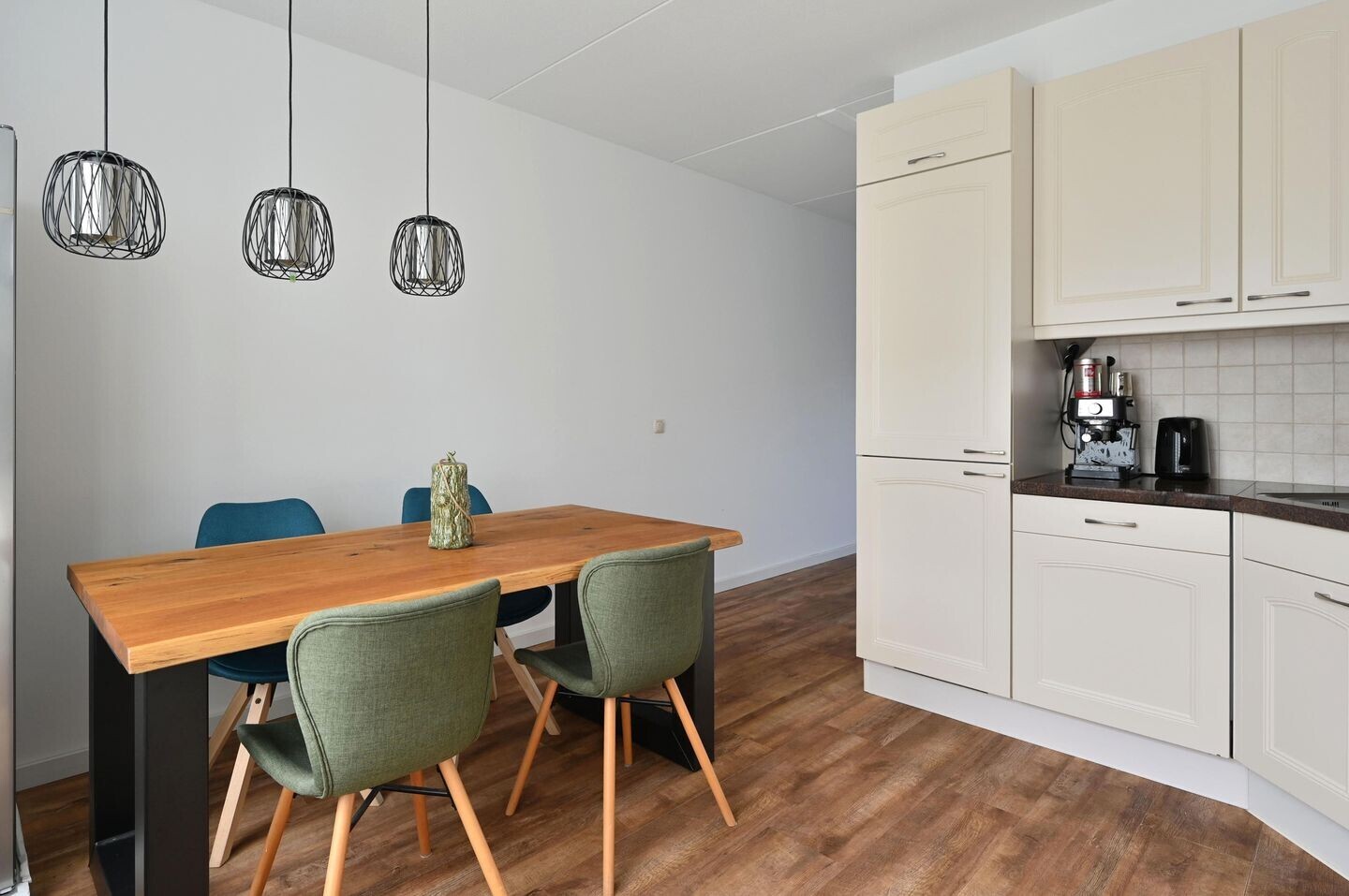 Tussenwoning te huur: Kajuit 16, Almere