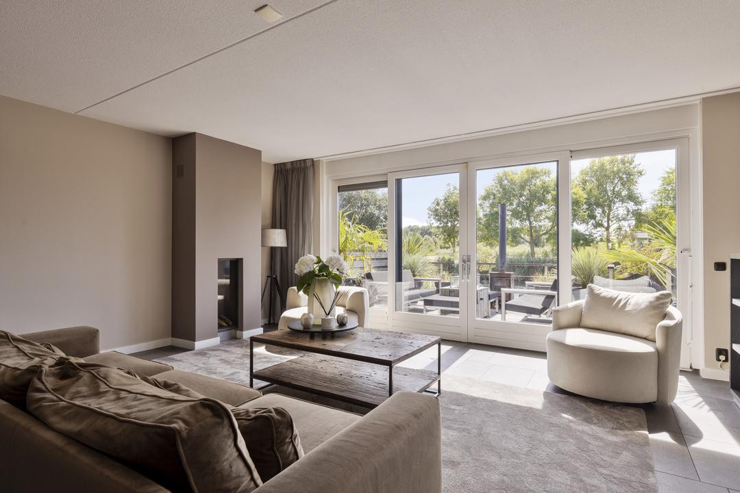 Tussenwoning te koop: Plecht 4, Almere