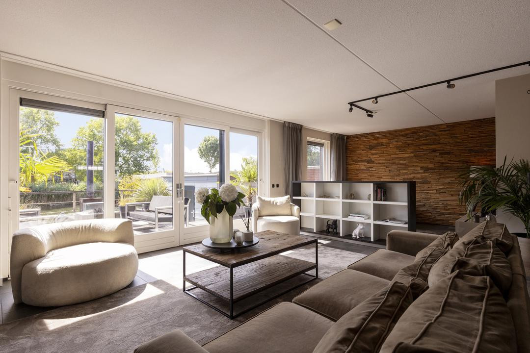 Tussenwoning te koop: Plecht 4, Almere
