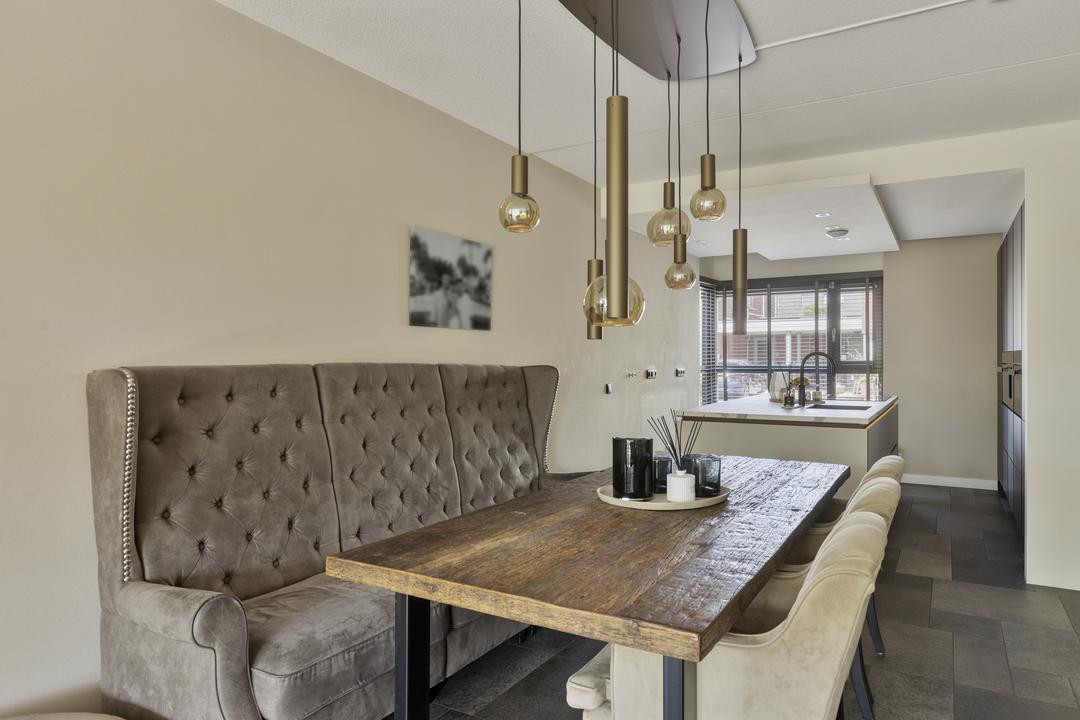 Tussenwoning te koop: Plecht 4, Almere