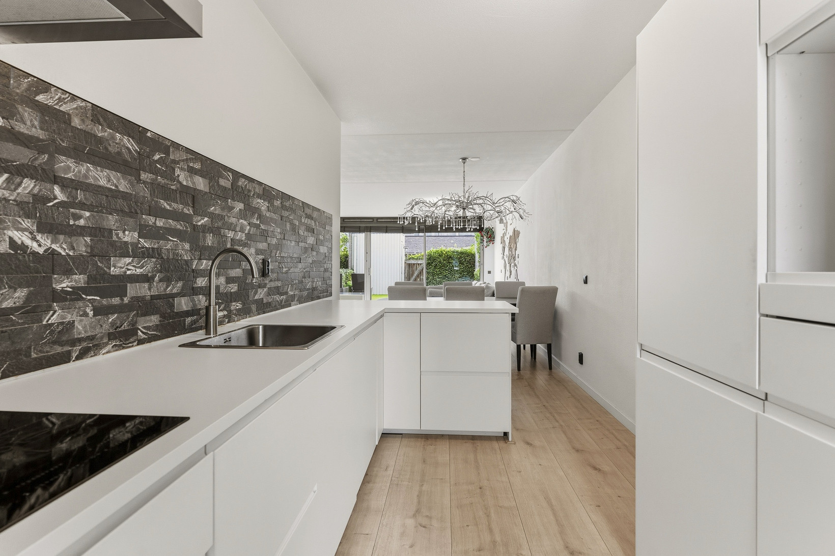 Tussenwoning te koop: Boelijn 40, Almere